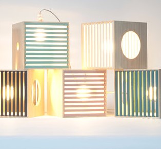 Square lamp design with recycled wood by HURLU design